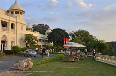02 Hotel_Laxmi_Vilas_Palace,_Udaipur_DSC4266_b_H600